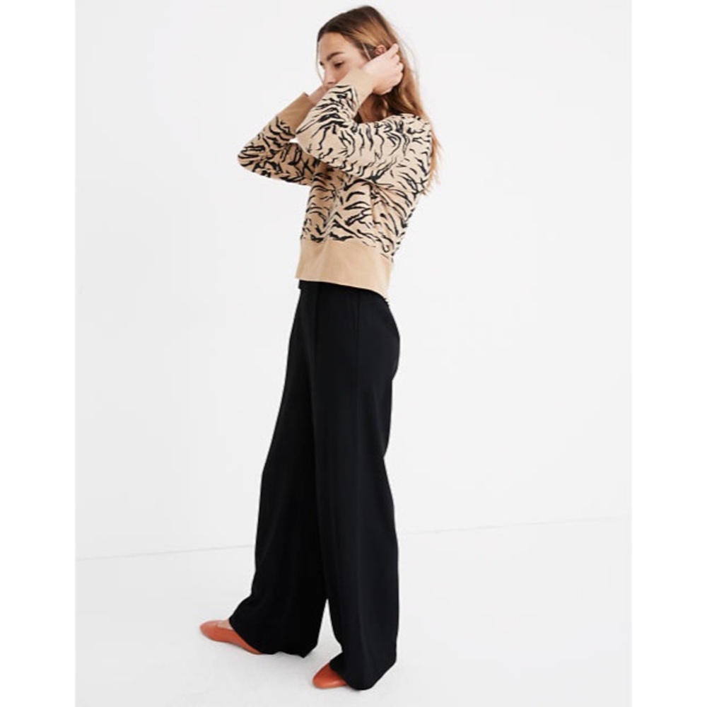 Madewell Tiger Stripe Crop Sweatshirt - Picture 2 of 4